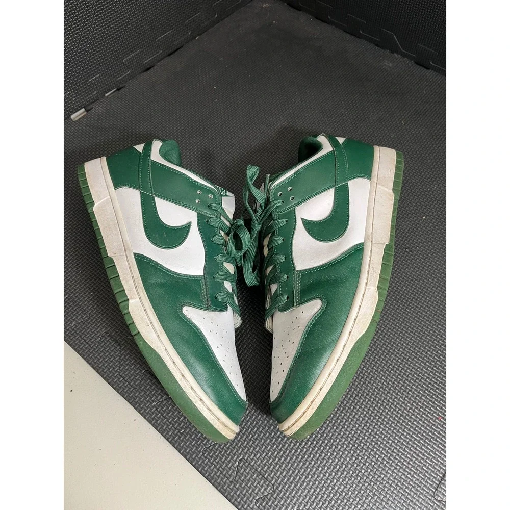 Nike good preowned